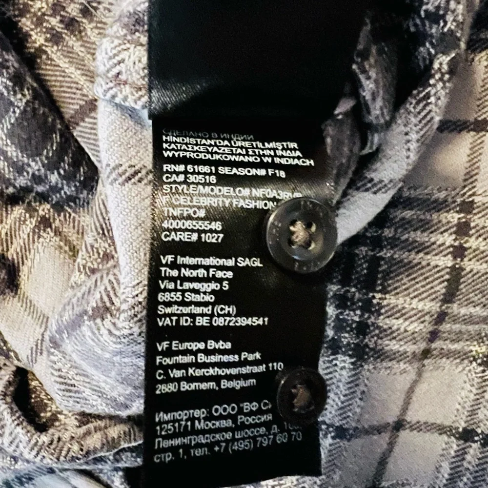 THE NORTH FACE MENS GRAY PLAID SHIRT JACKET SIZE SMALL